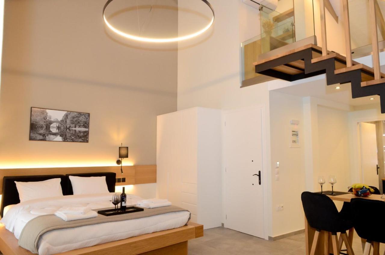 Roloi Suites Návpaktos Eksteriør bilde