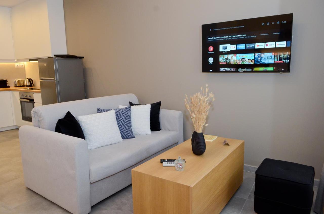 Roloi Suites Návpaktos Eksteriør bilde